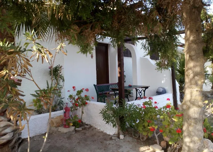 Mar-Nik Village